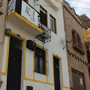  Pensión Aché